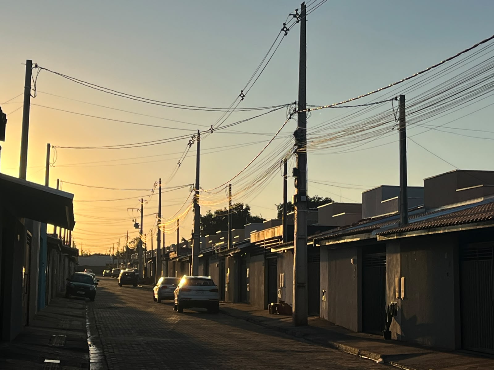 Construção de rede primária e Secundaria -Instalações dos padrões de energia